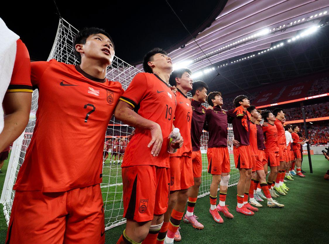 我们就是泥, 听话, 他若追求技 我们就是泥, 听话, 他若追求技